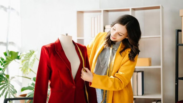 Who Sells Authentic Punjabi Outfits in Surrey?