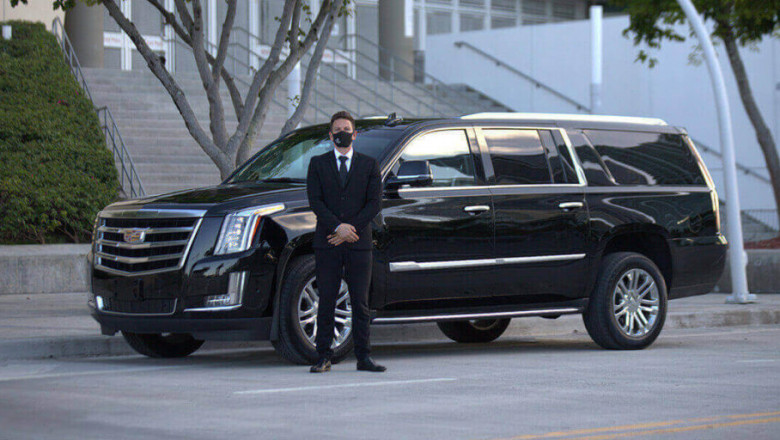 Discover the Art of Travel with Famous Drive’s Luxury Chauffeur Service