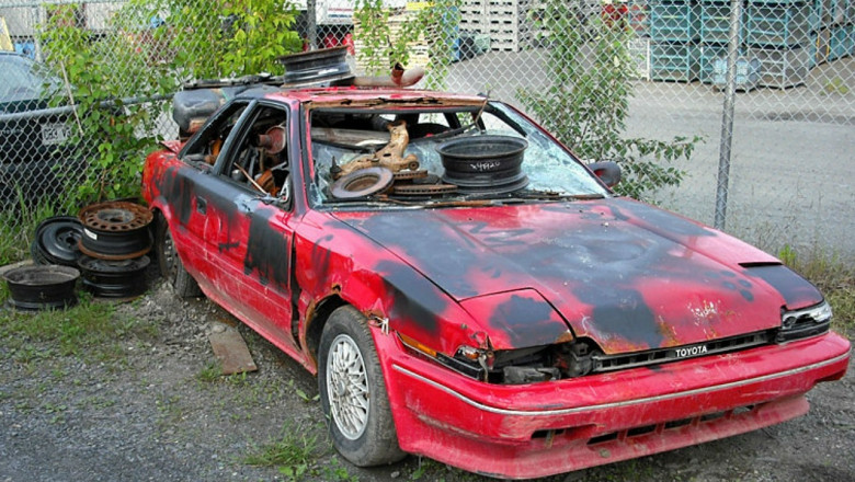 Top Signs It’s Time to Sell Your Junk Car q