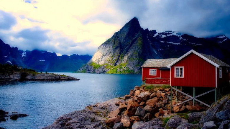 Hiking in Norway: Best Trails for Beginners and Experts