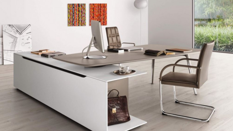 Modern Office Table Designs for Enhanced Productivity